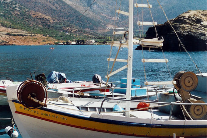 Fischerboot im Hafen